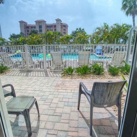 Treasure Island Hotel And Marina St. Pete Beach Exterior foto