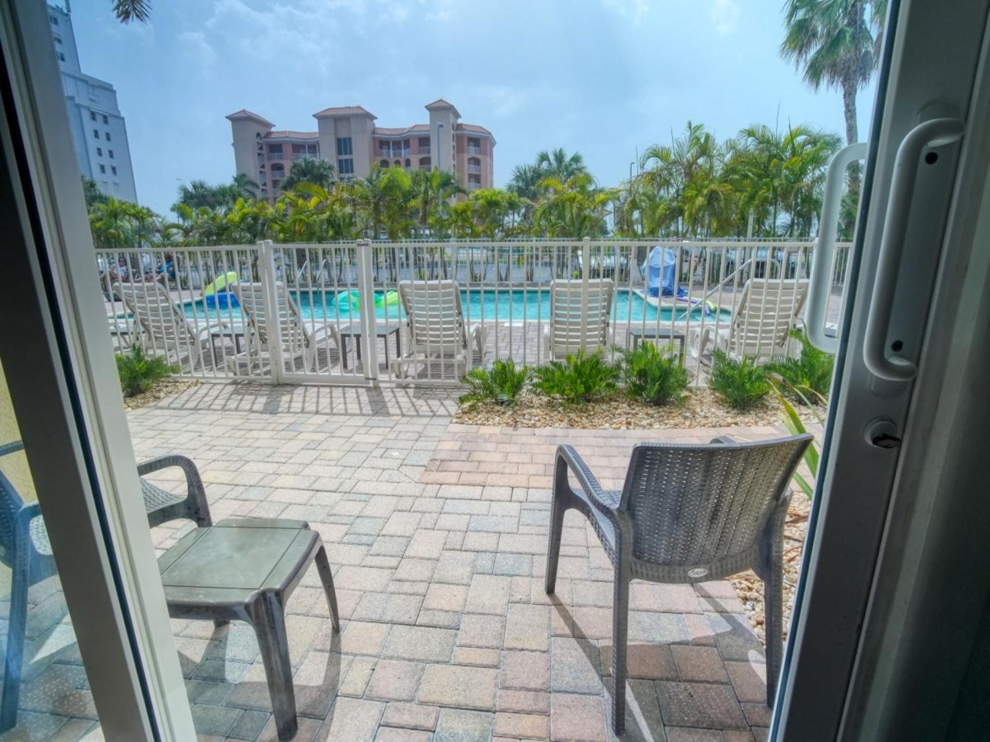 Treasure Island Hotel And Marina St. Pete Beach Exterior foto