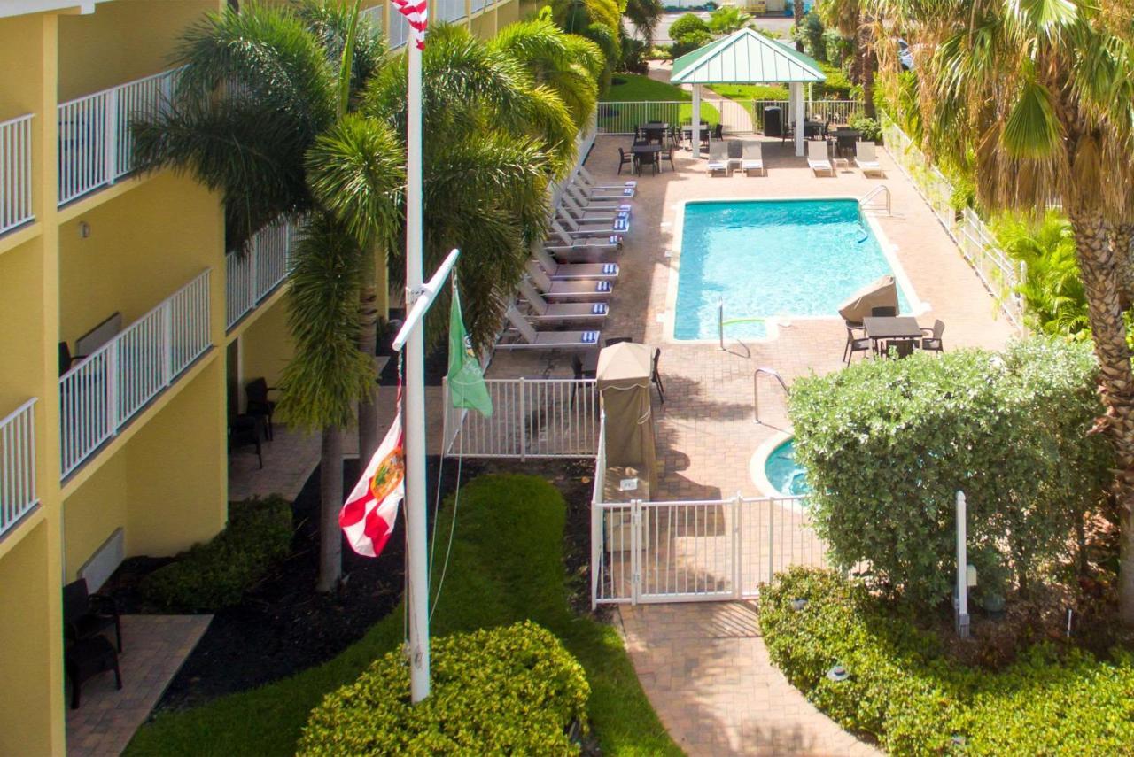 Treasure Island Hotel And Marina St. Pete Beach Exterior foto