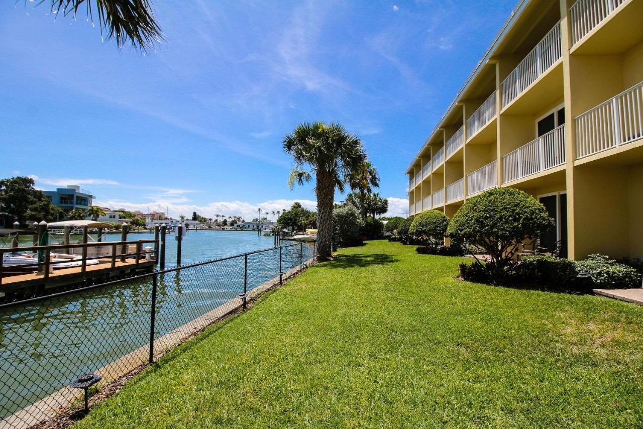 Treasure Island Hotel And Marina St. Pete Beach Exterior foto