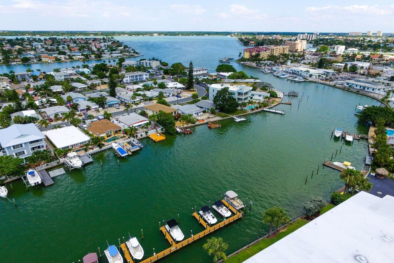 Treasure Island Hotel And Marina St. Pete Beach Exterior foto