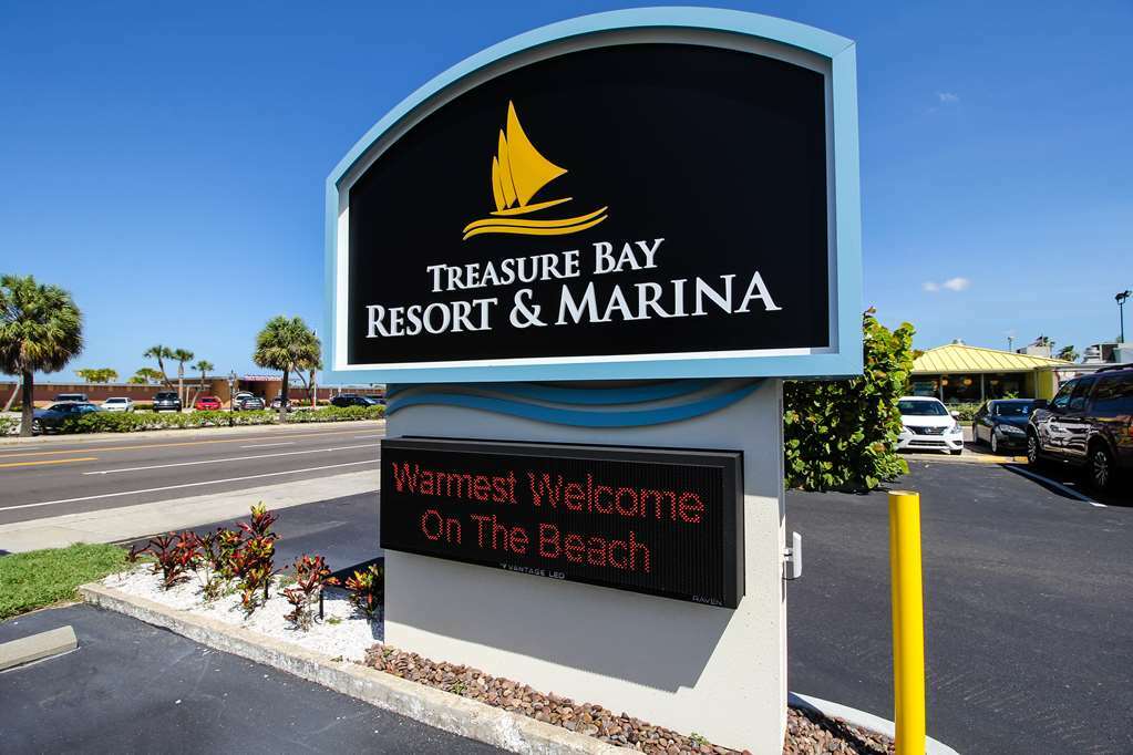 Treasure Island Hotel And Marina St. Pete Beach Exterior foto